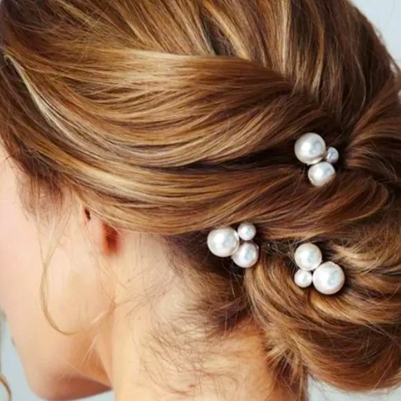 Wedding Pearl Hairpins - Picture 2 of 6